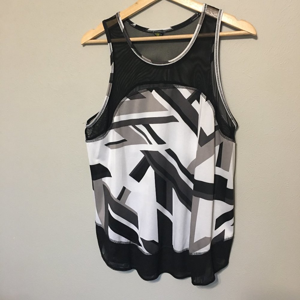 Xersion Workout Tank, Size L
